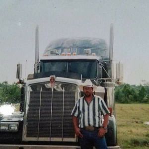 Meet your Posher, Bruce